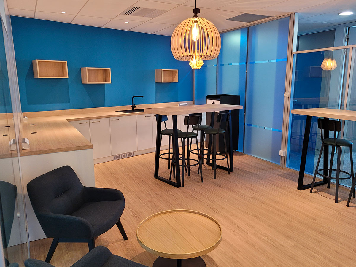 Rénovation et réaménagement de bureaux suite à un dégât des eaux